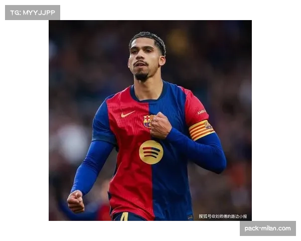 巴萨防线组织分析:阿劳霍领衔的后场出球体系 巴萨防线组织分析:阿劳霍领衔的后场出球体系